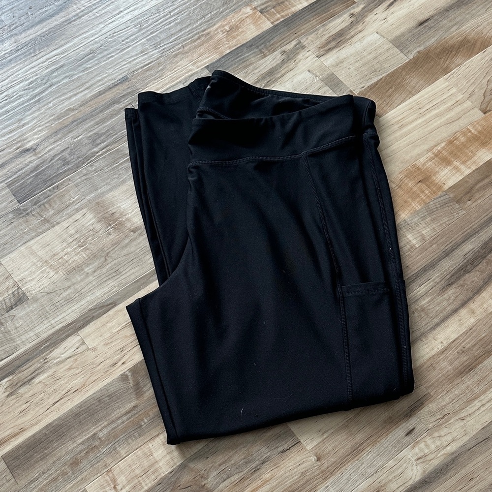 Black leggings
